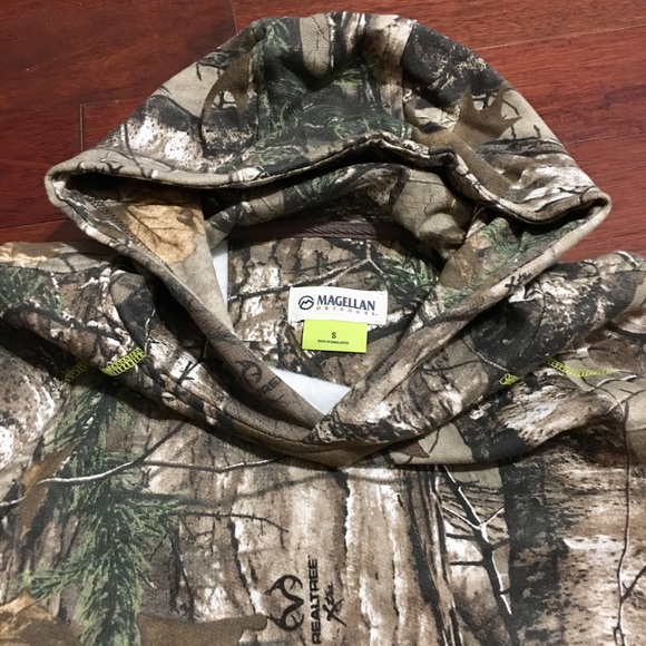 Huntgear Magellan sweater with hoodie. - Picture 5 of 7